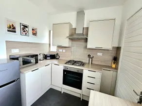 Charming 3-Bed Oasis-free parking - Image 4