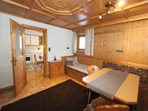 Apartment in Kaltenbach near Ski Lift - Image 2
