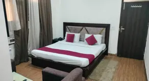Hotel Royall Inn2 - Image 3