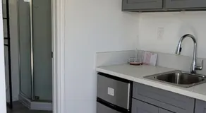Tiny house in the heart of MOVAL private freeparking Netflix - Image 4