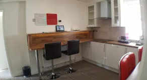 Heathrow-Windsor Guest House - Image 4