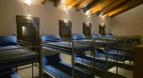 ALBERGUE LA VESPA Hostel & Bar - Image 2