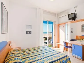 Hotel Riviera - Image 4