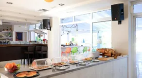 Evelin Hotel - Image 3