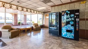 OYO Hotel McGhee Tyson Airport - Image 4