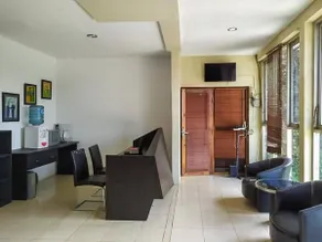 Graha HT Sumantri Mitra RedDoorz - Image 4