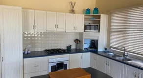 Esperance Central Apartments - Image 4