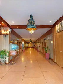 Suriwong Chumphon Hotel - Image 2