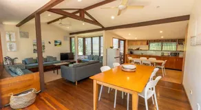 Laguna - The Coastal Beach House - Image 5
