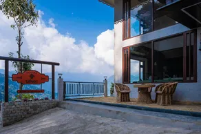 Udaan Hotel Pine Crest, Pelling - Image 5