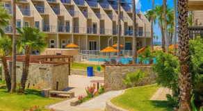 Renovated Beachfront Condo with 2 Pools, Tons of Beds Bahia Mar #426 - Image 3