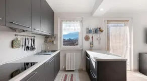 Appartement entièrement équipé avec internet haut débit | Vue montagne - Image 3