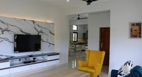 Tara Spacious 3BHK Comfortable Stay Virugambakkam - Image 2