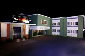 Hotel Vales Park - Image 2
