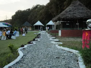 Derra Camp & Resort - Image 3