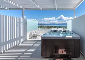 Blue Lagoon Ocean - Image 3