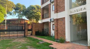 Elegante apartamento nuevo de 75 m2 con balcón y parking privado - Image 3