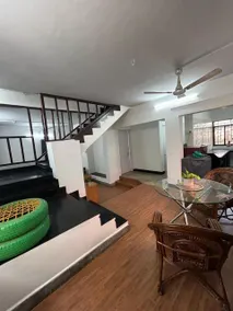Tripvana Backpacker Hostel - Image 2