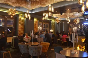 Peninsula Boutique Hotel - Image 4