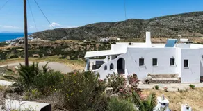 Thomas Apartments in Katapola - Image 4