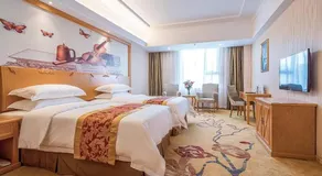Vienna International Hotel Shenzhen Bantian Jihua Road Shangxue - Image 3