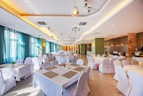 Xinzitan Business Hotel - Image 2