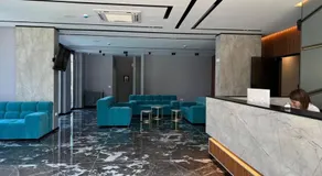 Domus Hotel & Apartments - Image 3
