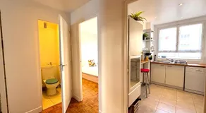 Vintage - 3 bedroom apartment, RER B 200 m away - Image 2