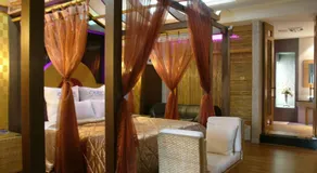 Sexy City Motel - Image 2
