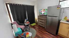 2 bedroom retreat with Swimming Pool - Image 4