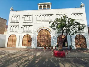 HOTEL TOURIST REST HOUSE Agra - Image 1