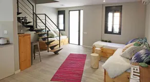 Fridays Flats Onix House - Image 2