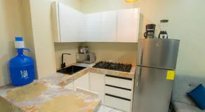 Close to the airport, beach, and restaurants, washing machine and dryer - Image 5
