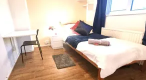 Close to Brunel university West drayton Heathrow airport Stockley park - ub7 - Image 2