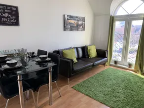 Eskdaill Place Apartment - Image 3
