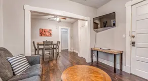 Cozy Haven in the Heart of Memphis - Image 2