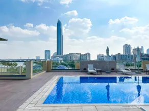 Waterfront Luxury Living at Manazel Al Khor - Image 3