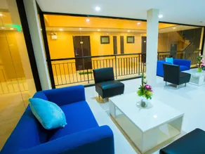 Hotel on Hilltop - Image 5