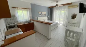 Adult Only - Hotel Suzanna - Image 3