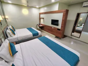 Hotel Sai Deluxe Sangli - Image 5
