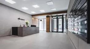 Apartments Kraków Rajska 3 by Noclegi Renters - Image 4