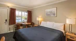 Harbor Motel - Image 2