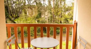 Appt 6 pers avec piscine couverte tennis et parking privé gratuit 117 - Image 4