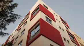 Elegant Modern Apartment with AirCond - Image 3