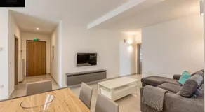 Stunning 2BR penthouse with harbour view & BBQ by 360 Estates - Image 3