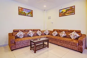Hotel O by OYO Lakshmi Royal Inn - Image 5