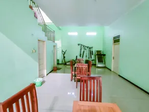 Djati Homestay Redpartner near Gor Djarum Kudus - Image 5