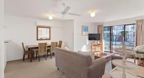 The Sand Nook - 2 Bedroom Fishpen Apartment - Image 2