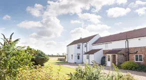 Deighton Lodge - Image 5