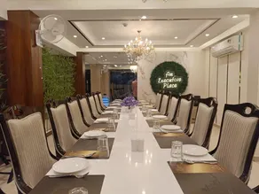 Hotel Lavish inn - Image 5
